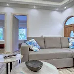 Angio House *