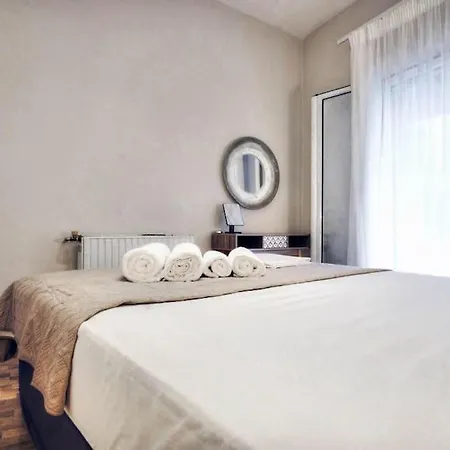 Angio House Apartmán *